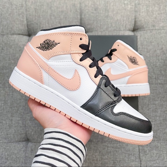 Creamy shoes Clearance